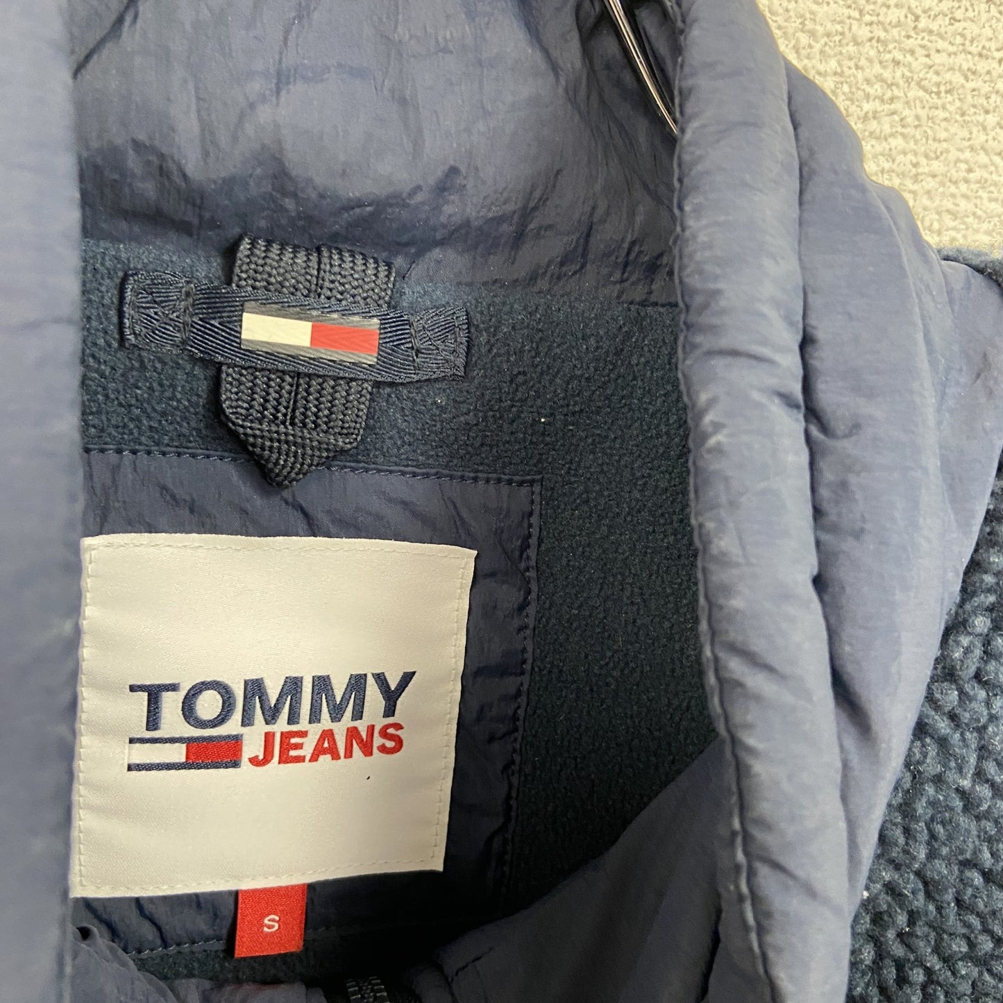 TOMMY JEANS　トミージーンズ　フリースジャケット/ボアジャケット　中綿入り　紺　ネイビー　Sサイズ