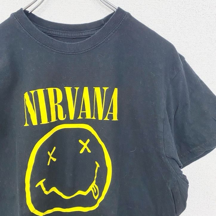 古着 used　半袖バンドプリントTシャツ　ニルヴァーナ　音楽　ロック　黒　ブラック　定番　クルーネック　レトロデザイン　Lサイズ