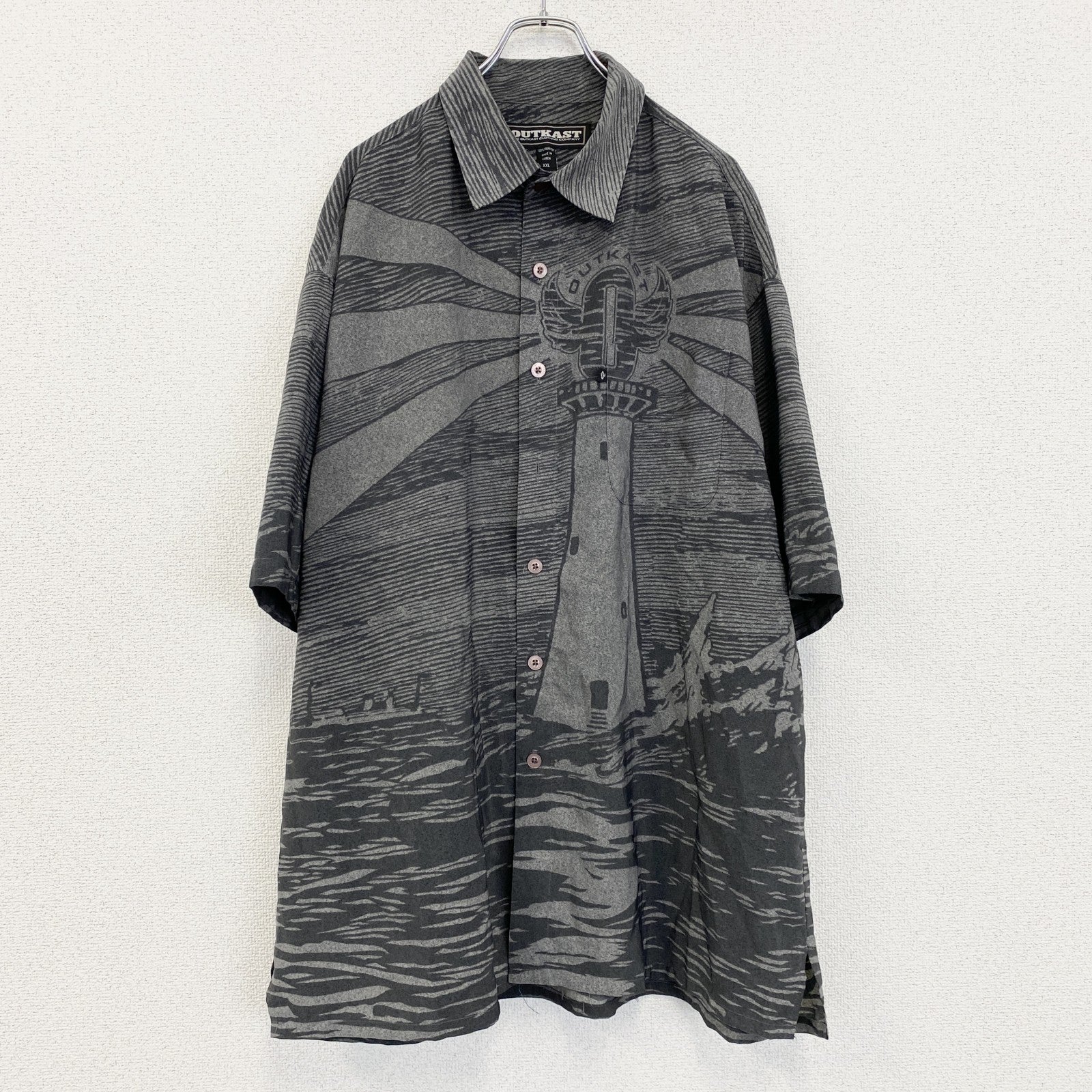 古着 used　OUTKAST　半袖総柄シャツ　レトロデザイン　幾何学模様　個性的　アート　グレー　XXLサイズ