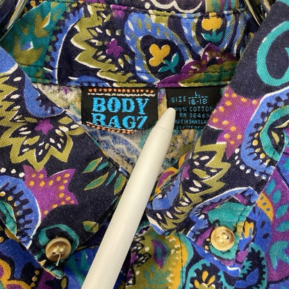 古着 used　長袖プリント総柄シャツ　レトロデザイン　胸ポケット　アート　カラフル　紫　パープル　ペイズリー　Lサイズ