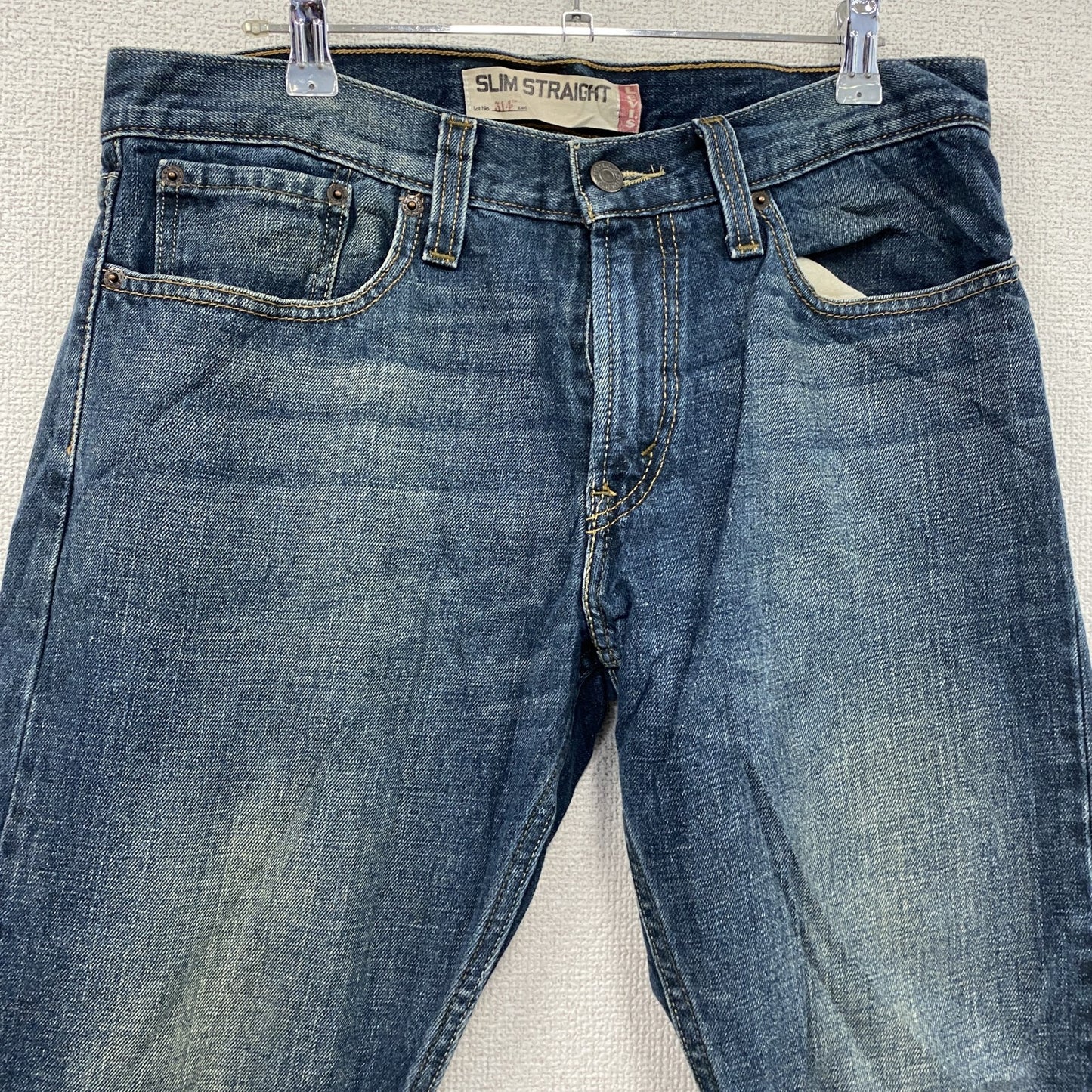 Levi’ｓ　リーバイス　SIGNATURE　デニムパンツ/ジーンズ　縦落ち　ジップフライ　インディゴ　W32サイズ