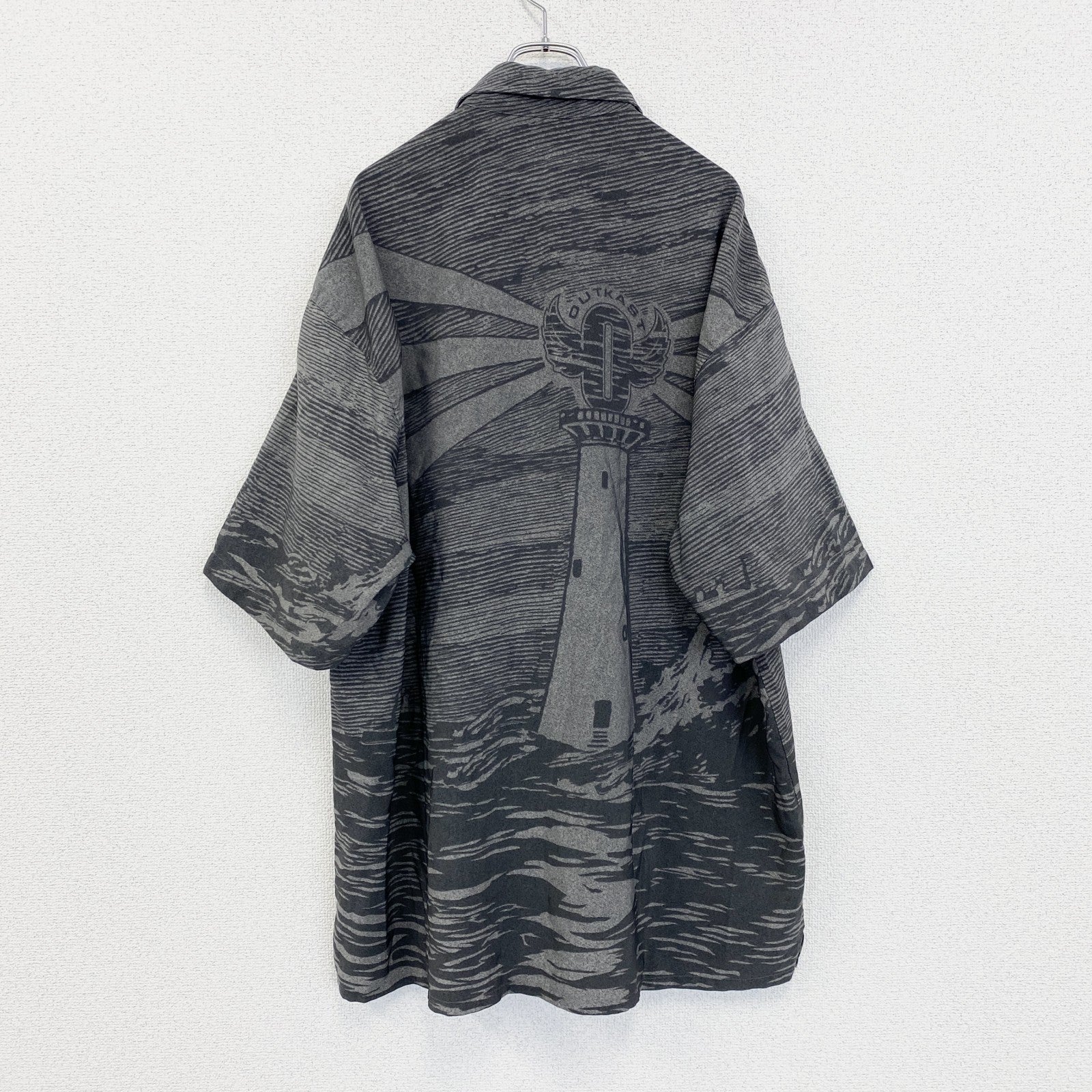 古着 used　OUTKAST　半袖総柄シャツ　レトロデザイン　幾何学模様　個性的　アート　グレー　XXLサイズ