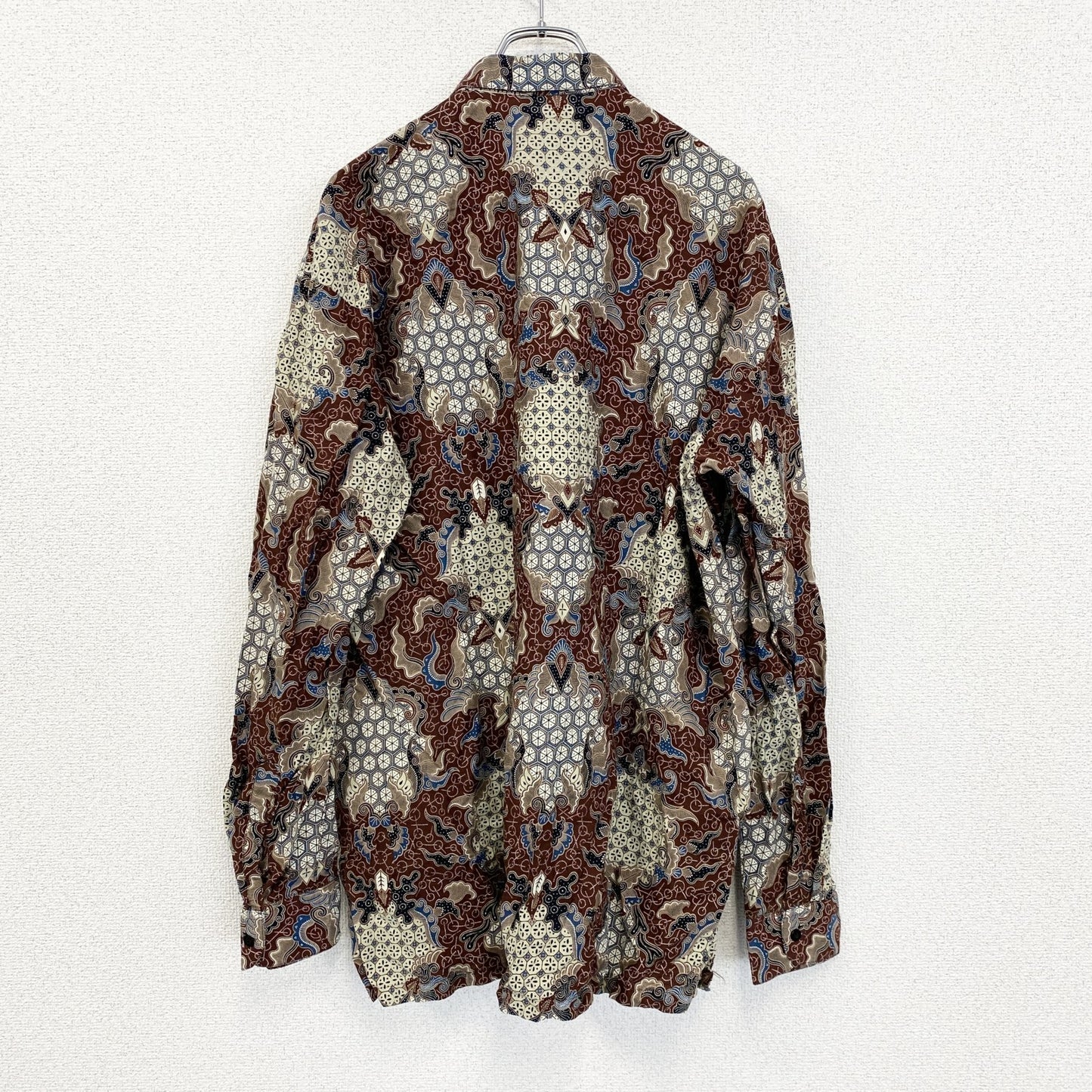 古着 used　BATIK Excellent　長袖総柄シャツ　レトロデザイン　幾何学模様　フロントポケット　XXXLサイズ