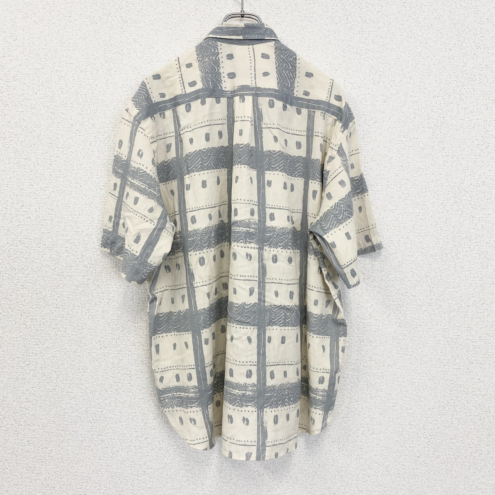 古着 used　半袖プリント総柄シャツ　胸ポケット　ブルー　レトロデザイン　アロハ　ハワイアン　リゾート　Mサイズ