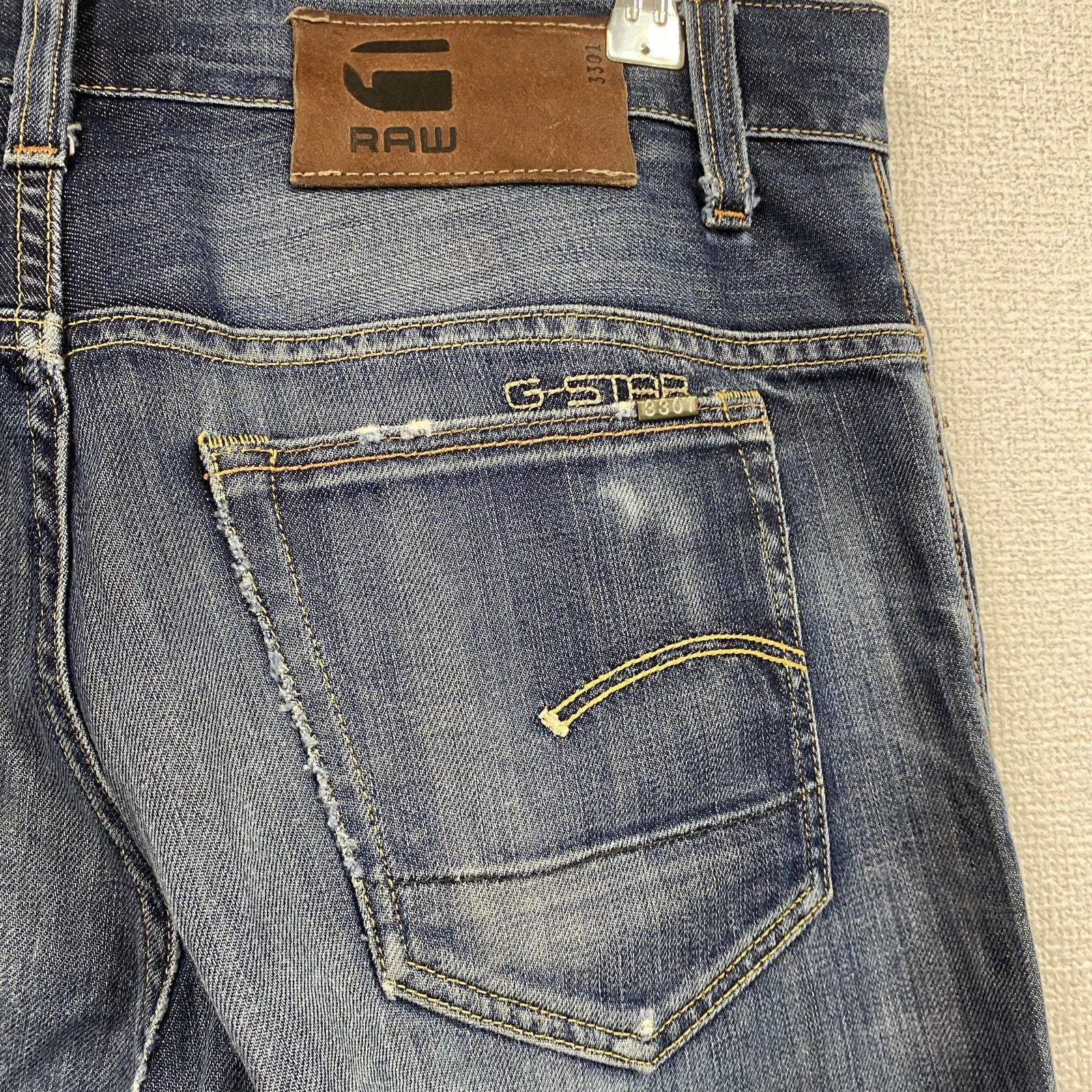 G-STAR RAW　ジースターロゥ　デニムパンツ/ジーンズ　ボタンフライ　縦落ち　フェード　インディゴ　32サイズ