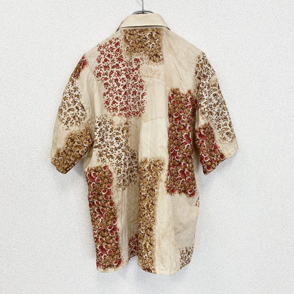 古着 used　SARTORIALE　半袖総柄シャツ　アート　ベージュ　オーバーサイズ　花柄　フラワー　Lサイズ