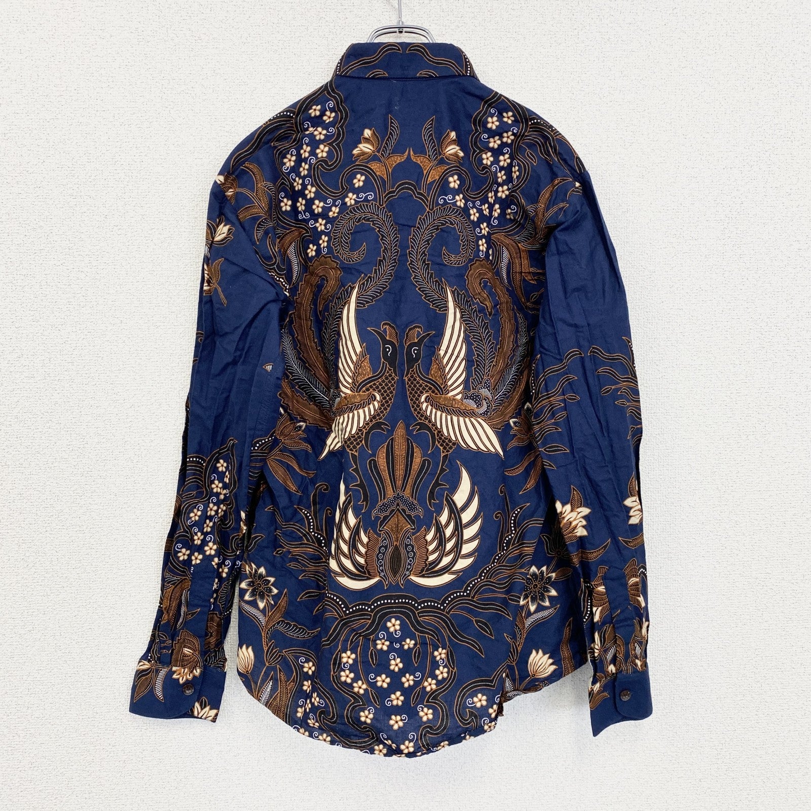 古着 used　SARTORIALE　半袖総柄シャツ　アート　ベージュ　オーバーサイズ　花柄　フラワー　Lサイズ