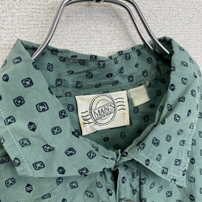 古着 used　MAN'S　半袖総柄シャツ　アート　グリーン　オーバーサイズ　レーヨン　レトロデザイン　胸ポケット
