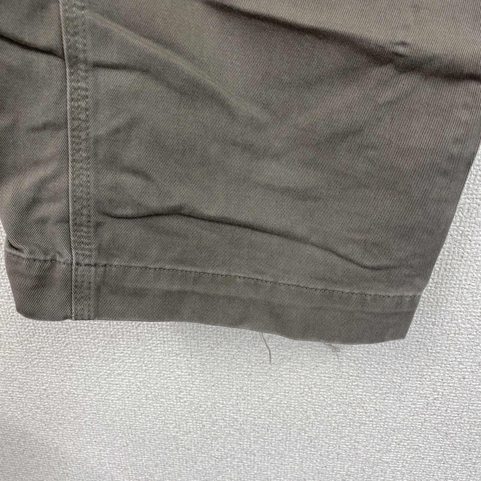 GAP　ギャップ　スラックス　チノパン　ブーツカット　カーキグレー