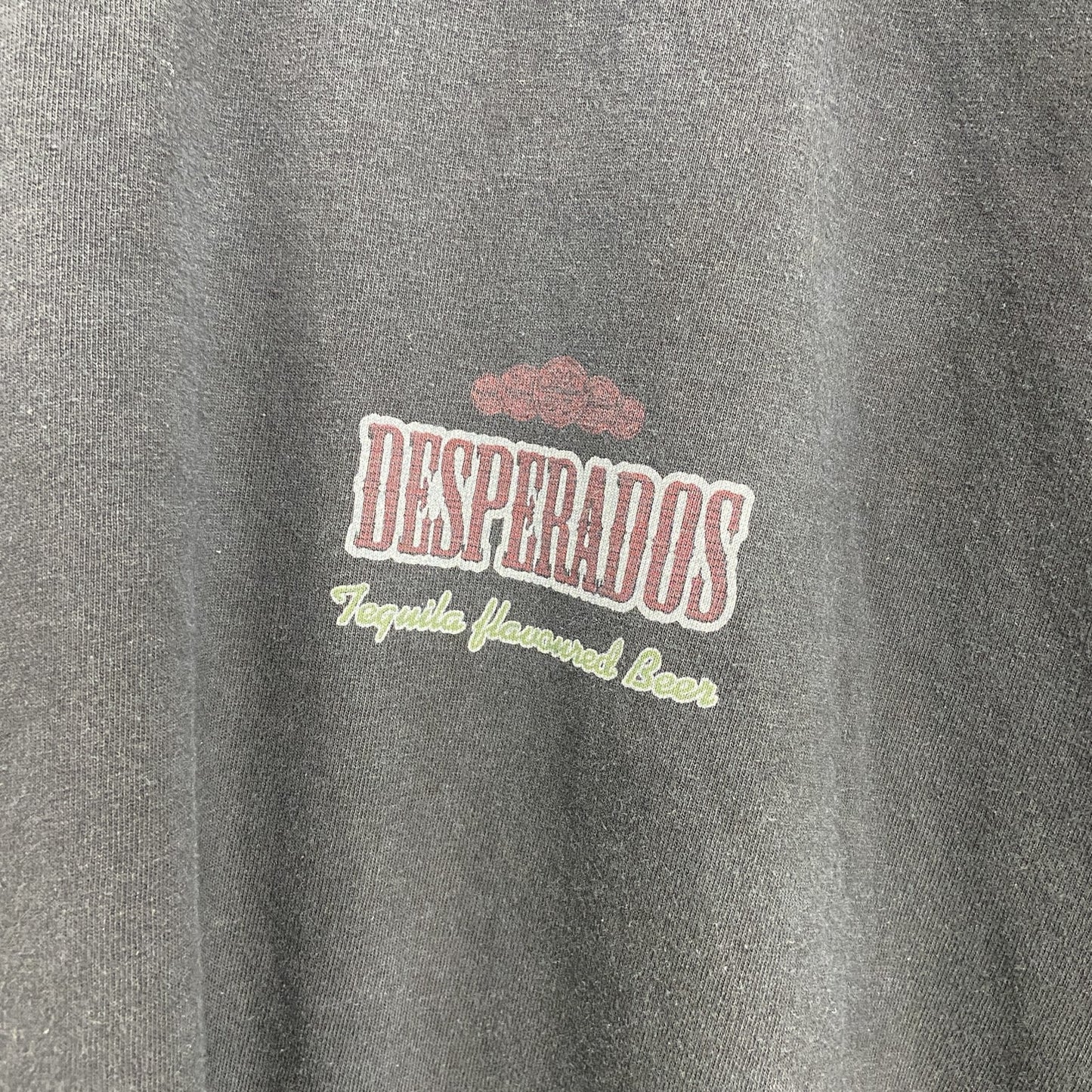 古着 used　半袖プリントTシャツ　Vネック　バックプリント　レトロデザイン　DESPERADOS　黒　ブラック　