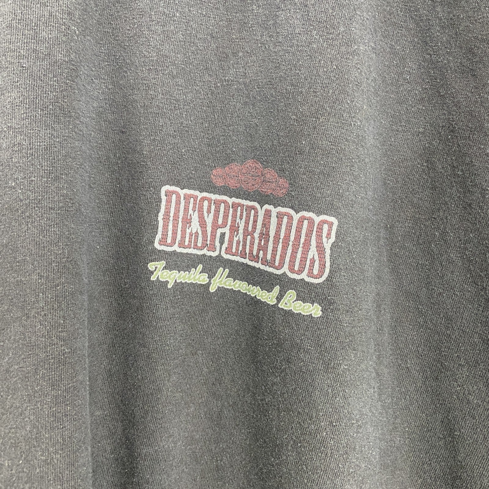 古着 used　半袖プリントTシャツ　Vネック　バックプリント　レトロデザイン　DESPERADOS　黒　ブラック　
