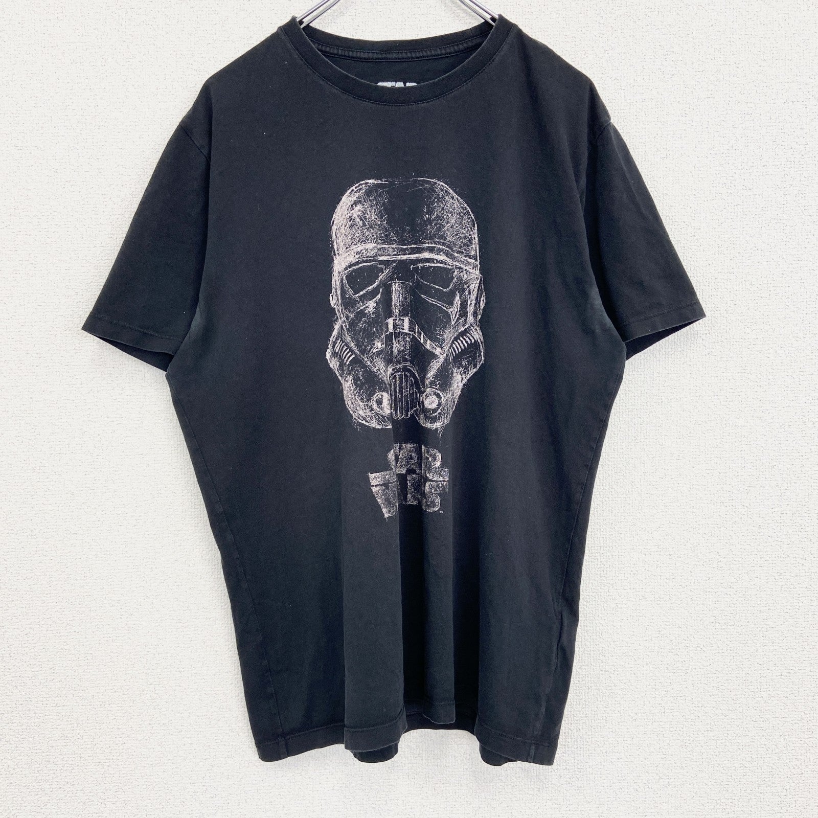 古着 used　STAR WARS　スターウォーズ　半袖プリントTシャツ　ストームトルーパー　クルーネック　黒　ブラック　Lサイズ