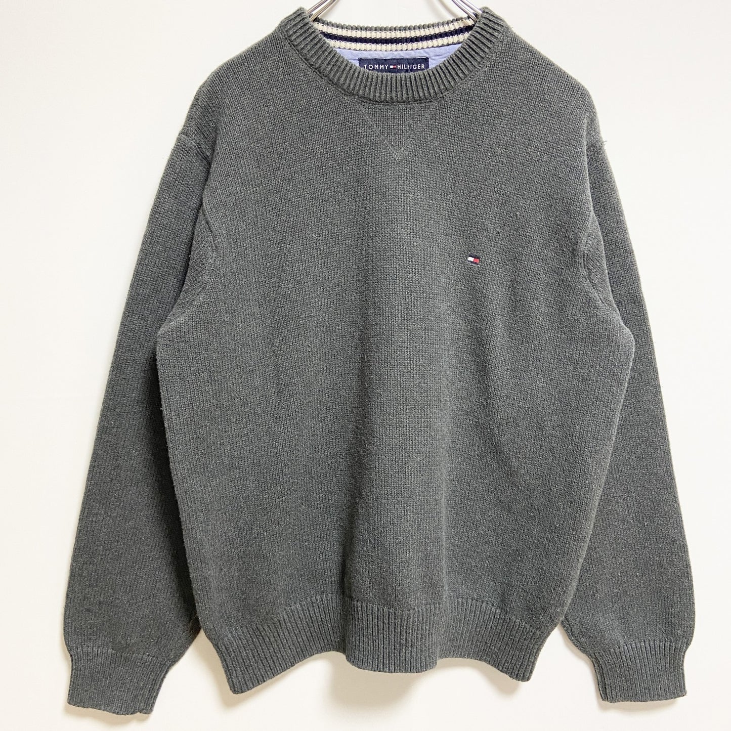 TOMMY HILFIGER　トミーヒルフィガー　クルーネックニット/セーター　グレー　Mサイズ