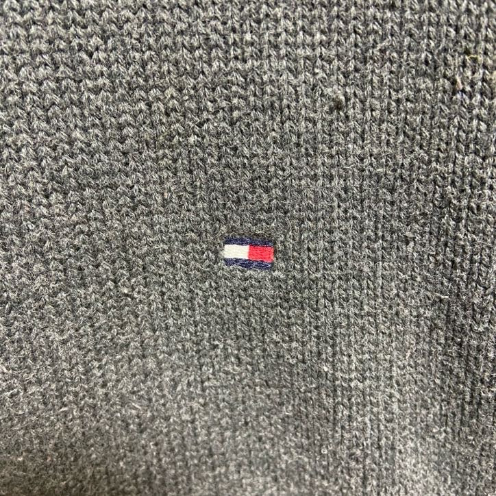 TOMMY HILFIGER　トミーヒルフィガー　クルーネックニット/セーター　グレー　Mサイズ