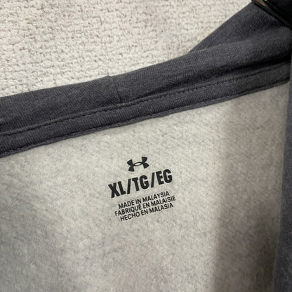 UNDER ARMOUR　アンダーアーマー　スウェットパーカー/フーディー　灰色　グレー　XLサイズ