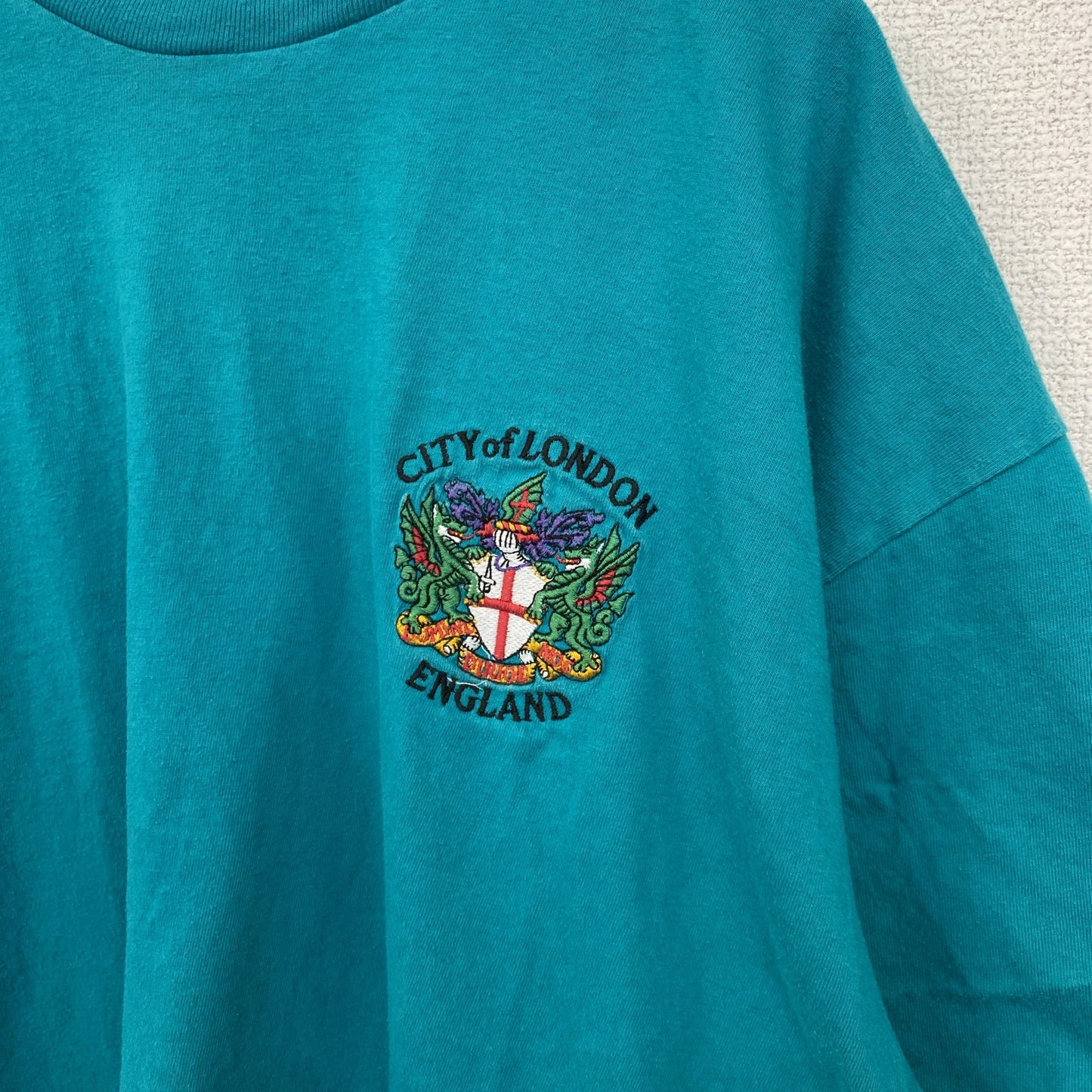 古着 used　Hanes　ヘインズ　半袖ワンポイントTシャツ　グリーン　ブルー　刺繍　クルーネック　ビッグシルエット　XLサイズ