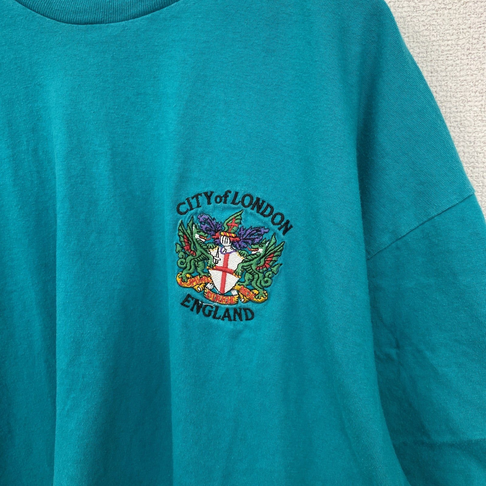 古着 used　Hanes　ヘインズ　半袖ワンポイントTシャツ　グリーン　ブルー　刺繍　クルーネック　ビッグシルエット　XLサイズ