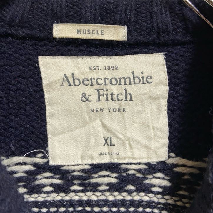 古着 used　Abercrombie＆Fitch　アバクロ　長袖ノルディック柄ニット　セーター　トナカイ　ネイビー　XLサイズ