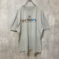 半袖プリントTシャツ　3連プリント　十字架　両面プリント　FCA　デカロゴ　クルーネック　灰色　グレー