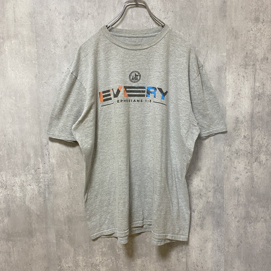 半袖プリントTシャツ　3連プリント　十字架　両面プリント　FCA　デカロゴ　クルーネック　灰色　グレー