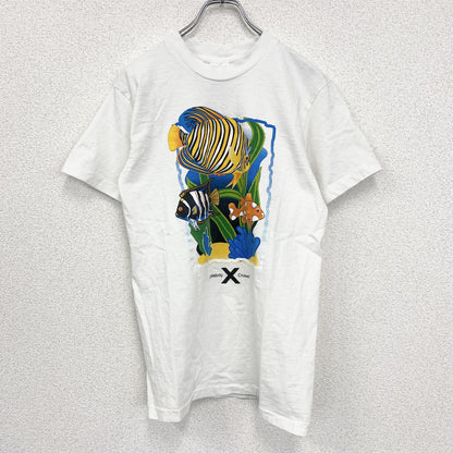古着 used　半袖プリントTシャツ　ホワイト　白　魚　fish　釣り　ニモ　クルーネック　シングルステッチ　Sサイズ