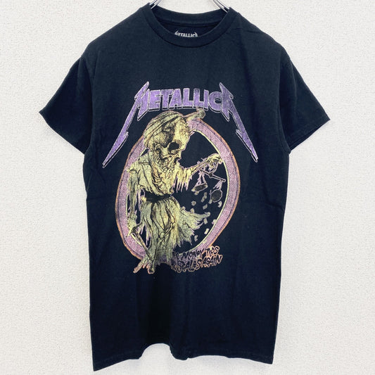 古着 used　METALLICA　メタリカ　半袖プリントバンドTシャツ　レトロ　ドクロ　クルーネック　黒　ブラック　S,Mサイズ
