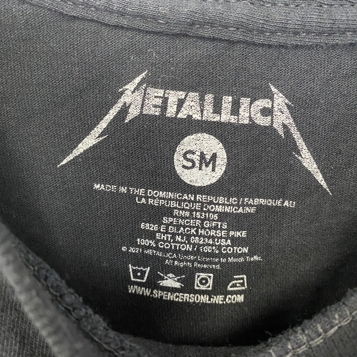 古着 used　METALLICA　メタリカ　半袖プリントバンドTシャツ　レトロ　ドクロ　クルーネック　黒　ブラック　S,Mサイズ