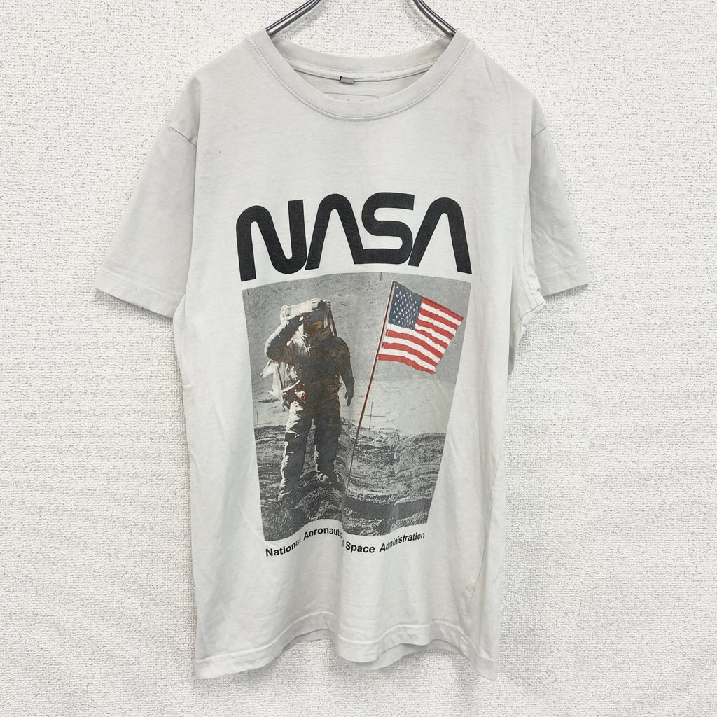 古着 used　Mistee tee　半袖プリントTシャツ　NASA1　宇宙　クルーネック　カジュアル　レトロデザイン　Mサイズ