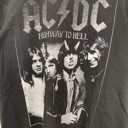 古着 used　AC/DC　半袖バンドプリントTシャツ　クルーネック　音楽　ミュージック　黒　ブラック　Sサイズ