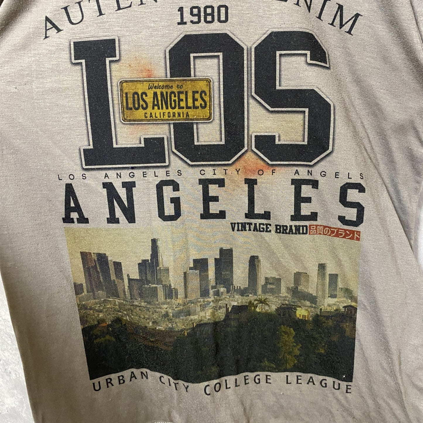 Triple m　半袖プリントフォトTシャツ　ライセンスプレート　Los Angeles　アーチプリント　英字プリント　カーキ　Mサイズ