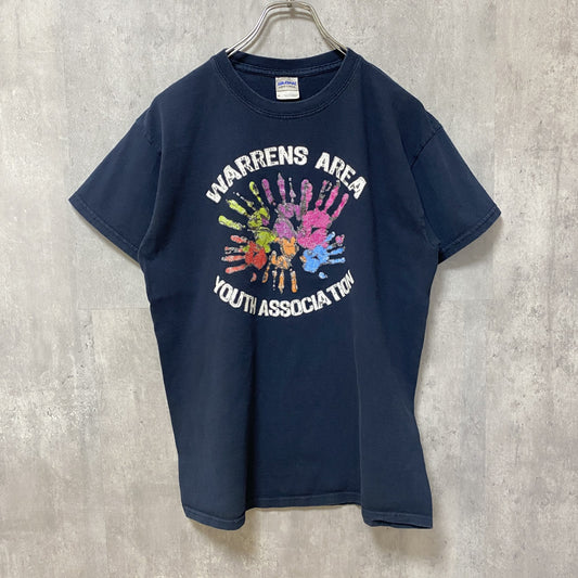 古着 used　GILDAN　ギルダン　半袖プリントTシャツ　クルーネック　ネイビー　レトロデザイン　Mサイズ