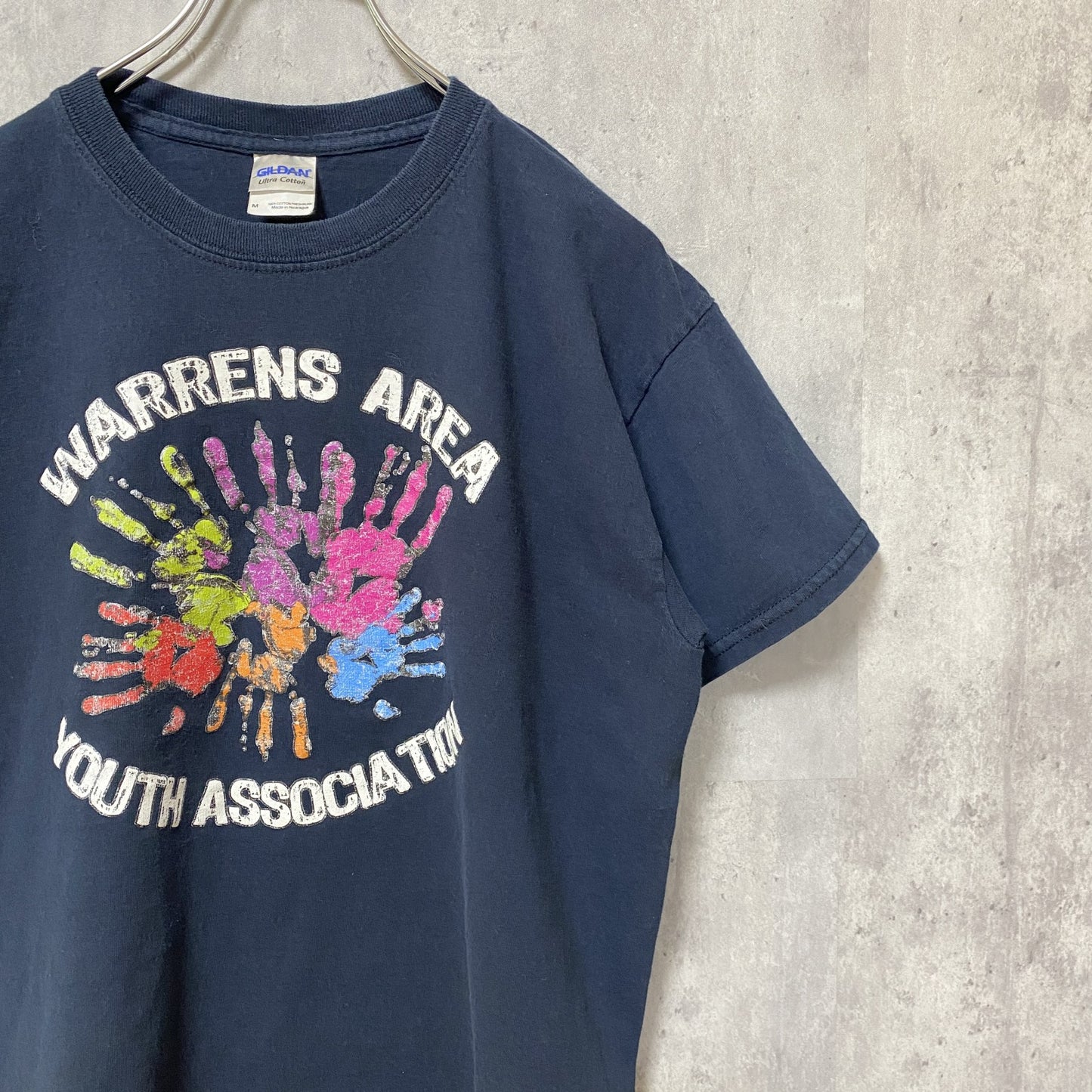 古着 used　GILDAN　ギルダン　半袖プリントTシャツ　クルーネック　ネイビー　レトロデザイン　Mサイズ