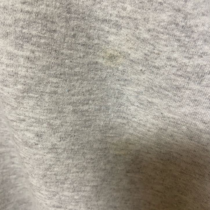 古着 used　GILDAN　ギルダン　長袖花柄プリントスウェット　トレーナー　クルーネック　グレー　秋冬服　Mサイズ