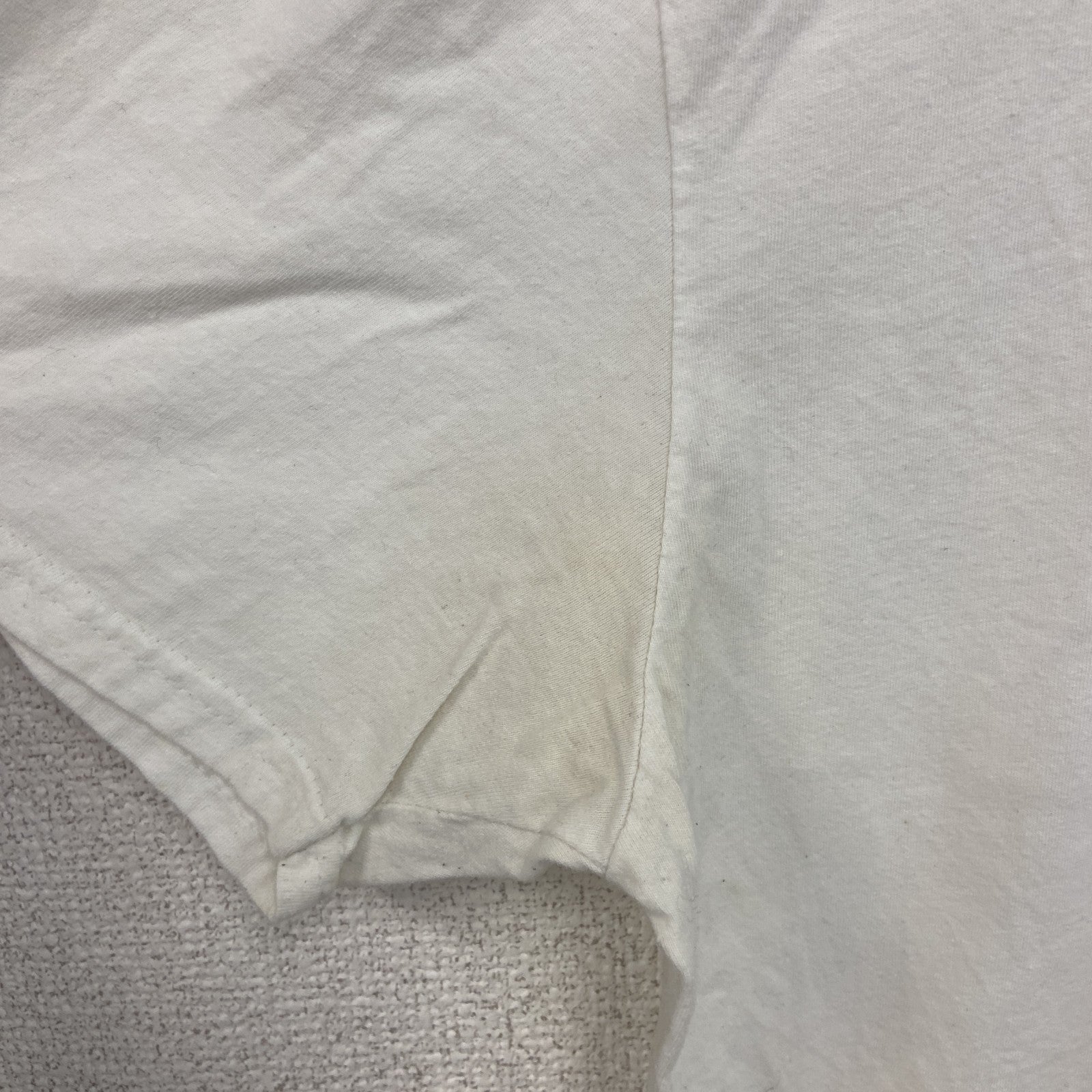 古着 used　THREADS　半袖プリントTシャツ　カジュアルデザイン　近未来　ロボット　レトロ　白　クルーネック　Lサイズ