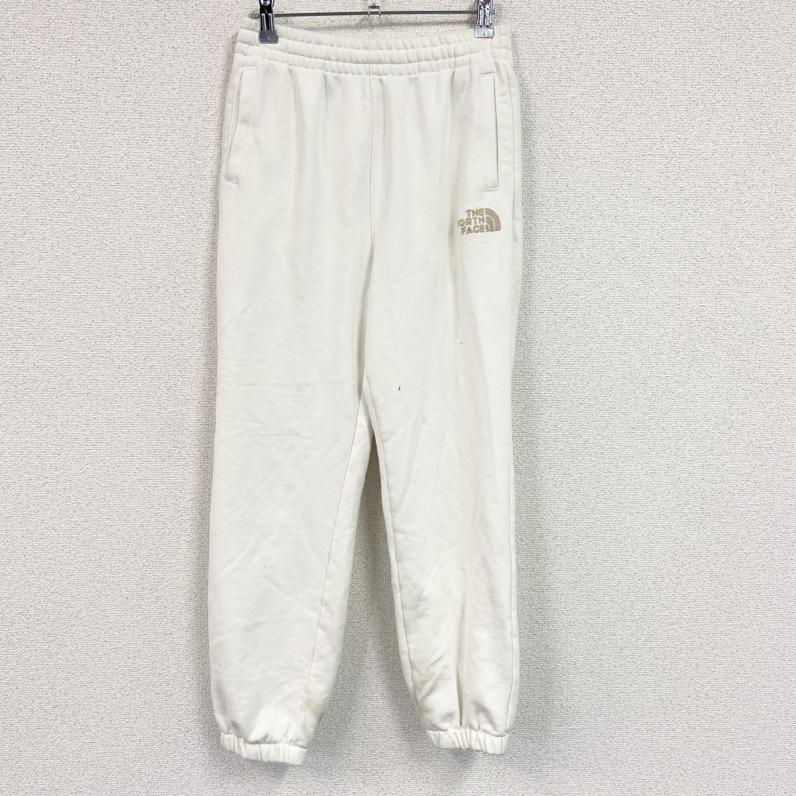 THE NORTH FACE　ザ・ノースフェイス　スウェットパンツ　韓国限定　白　ホワイト　アイボリー　65サイズ
