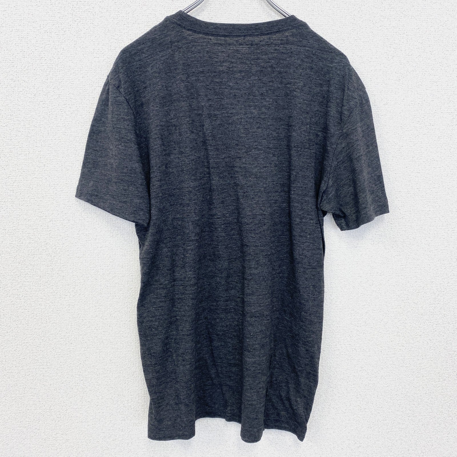 古着 used　半袖バンドプリントTシャツ　音楽　ピンクフロイド　プログレ　ロック　灰色　ダークグレー　Mサイズ