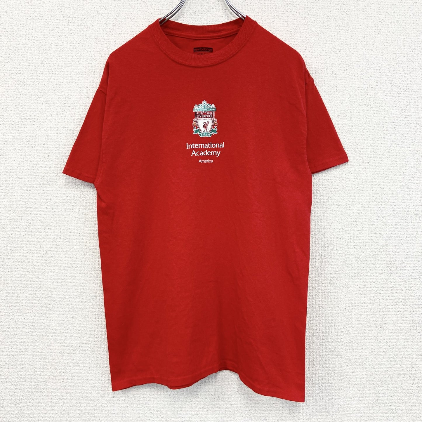 古着 used　new balance ニュー バランス　半袖刺繍デザインTシャツ　サッカー　レトロ　赤　クルーネック　Mサイズ