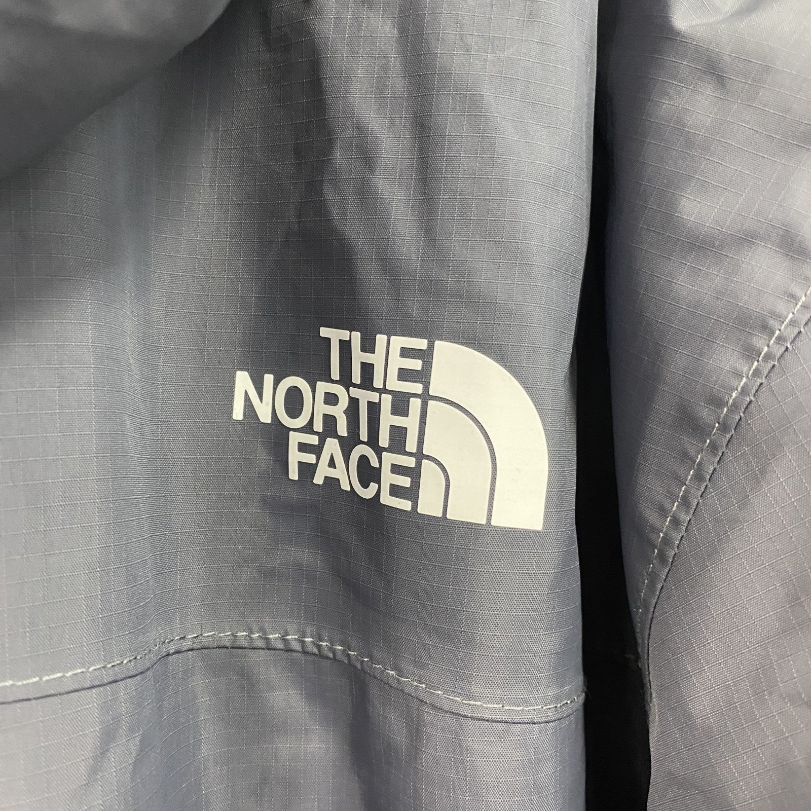 THE NORTH FACE　ザ・ノースフェイス　ナイロンジャケット　スクープジャケット　灰色　グレー　2XL