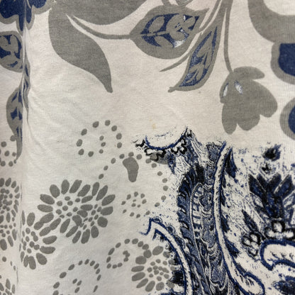 古着 used　RickyRitch リッキーリッチ　半袖総柄プリントTシャツ　花柄　エスニック　白　クルーネック　XXLサイズ