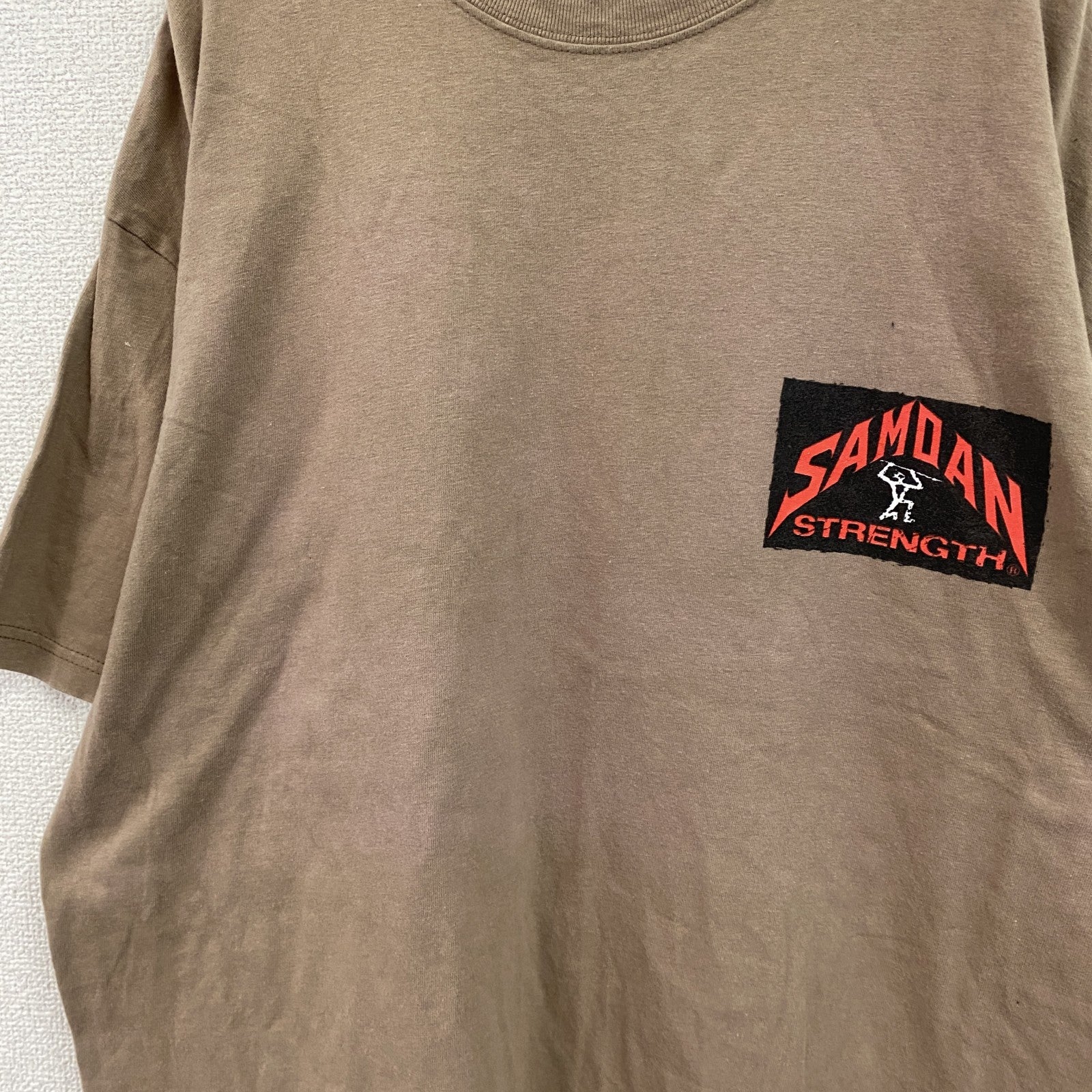 Hanes　ヘインズ　半袖プリントTシャツ　Samoan Strength　サモア国旗　茶色　ブラウン　XLサイズ