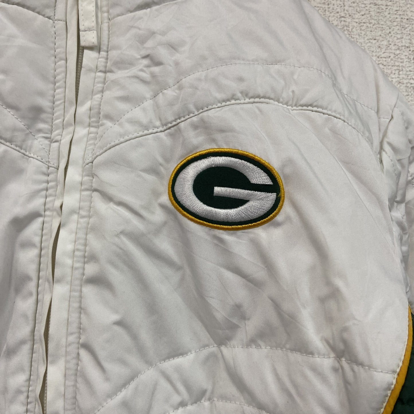 NFL　PACKERS　パッカーズ　フルジップジャケット　中綿入り　白　ホワイト　Mサイズ