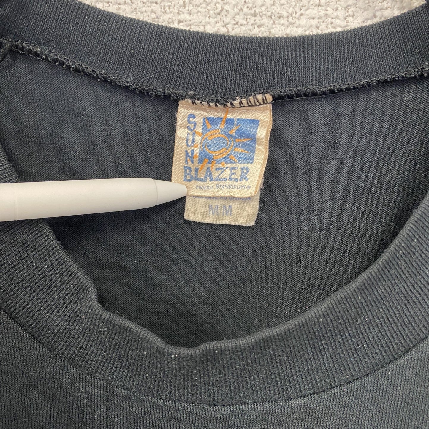 古着 used　タンクトップシャツ　無地　ノースリーブ　ノームコア　モノトーン　クルーネック　Mサイズ