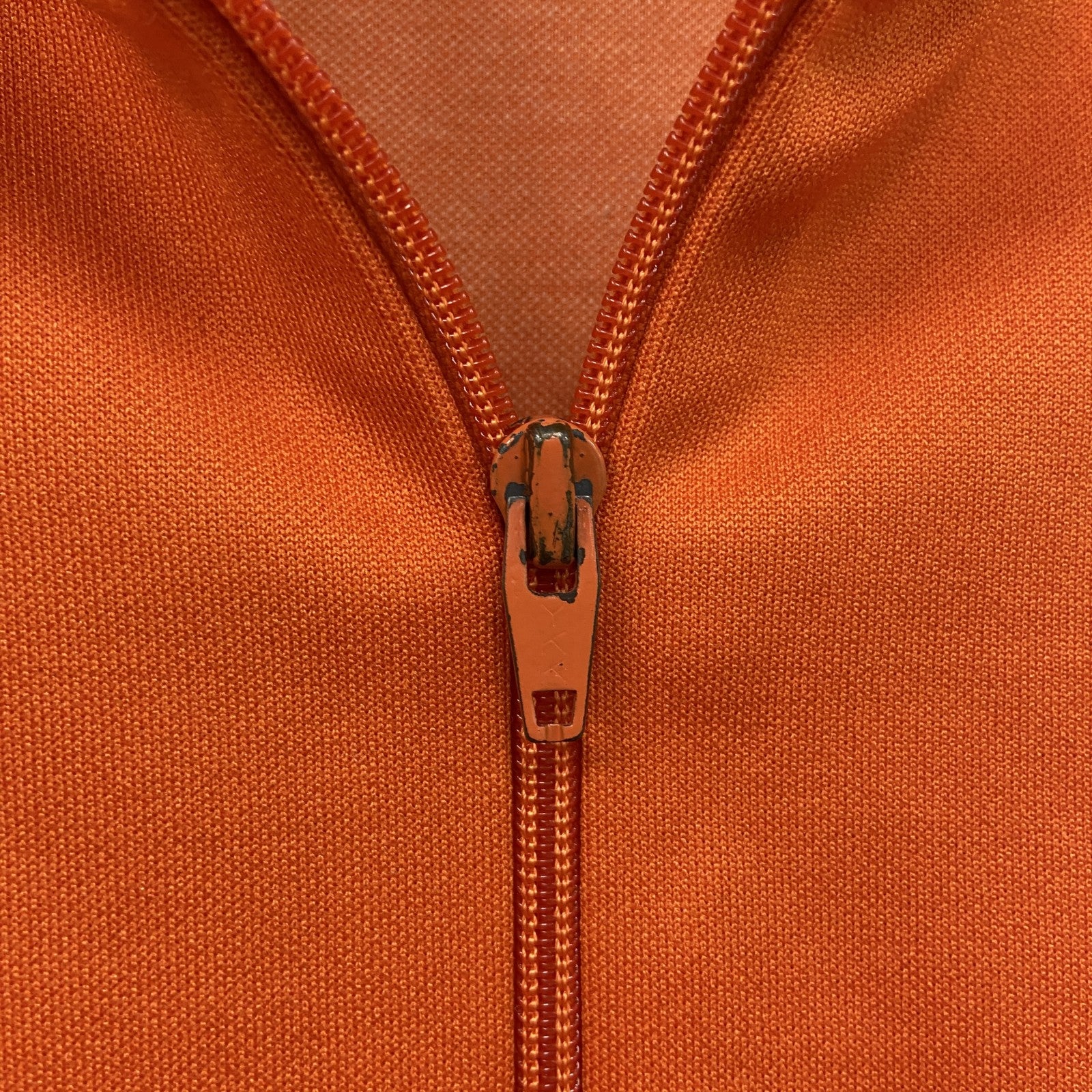 adidas　アディダス　デサント製　トラックジャケット/ジャージ　オレンジ　4サイズ