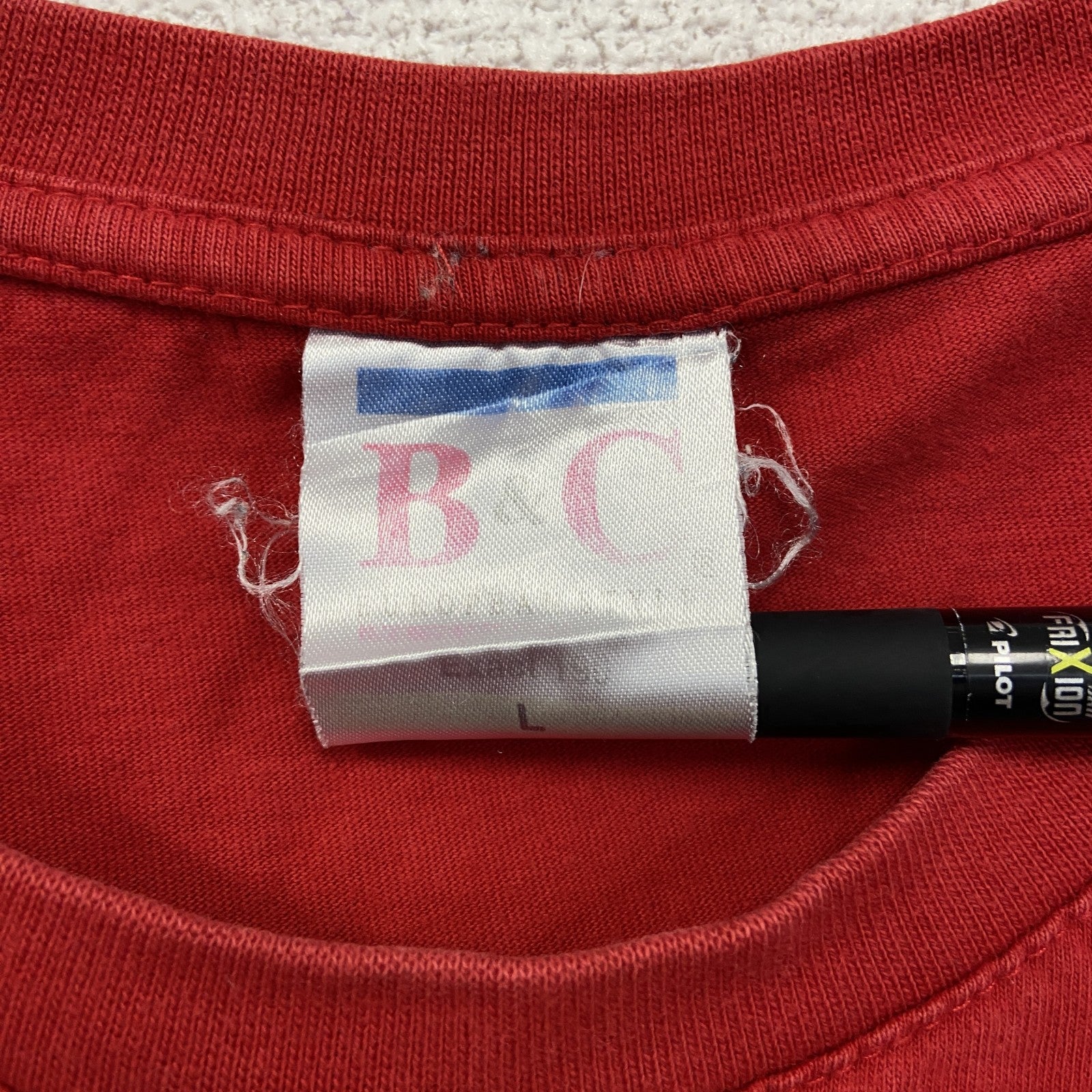 古着 used　B&C ビー&シー　半袖プリントTシャツ　カジュアルデザイン　赤　クルーネック　レトロデザイン　Lサイズ