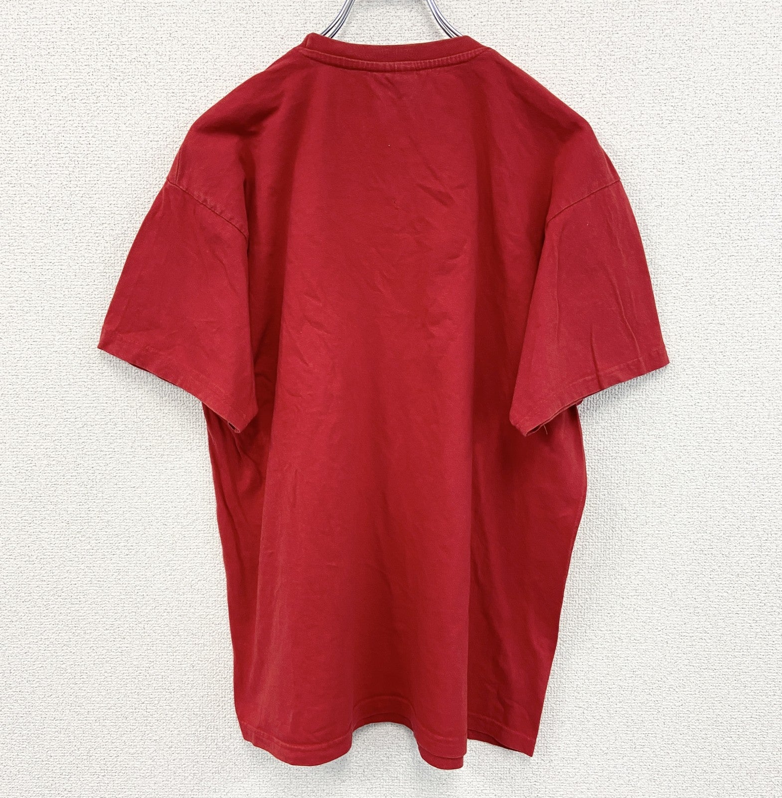 古着 used　B&C ビー&シー　半袖プリントTシャツ　カジュアルデザイン　赤　クルーネック　レトロデザイン　Lサイズ