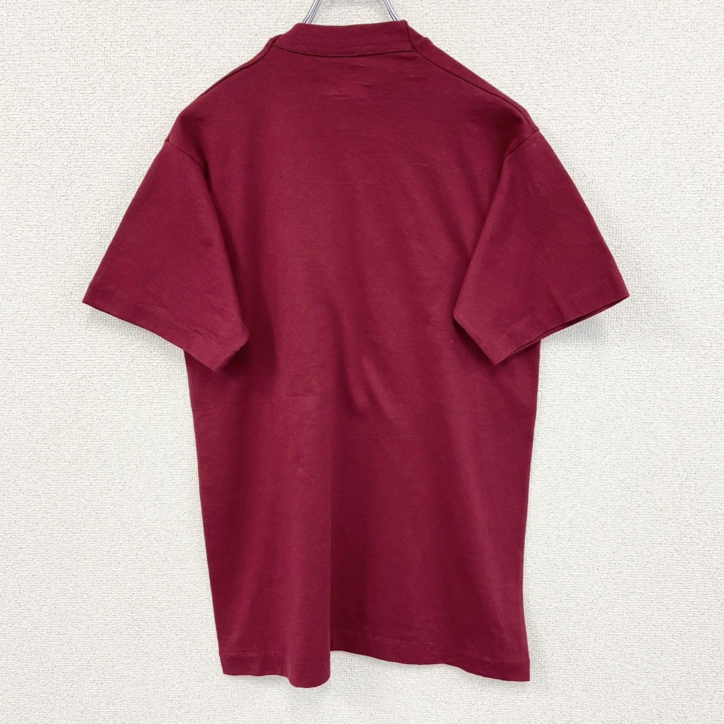 古着 used　FURUIT OF LOOM　半袖ワンポイント刺Tシャツ　シングルステッチ　90s　赤　クルーネック　Mサイズ