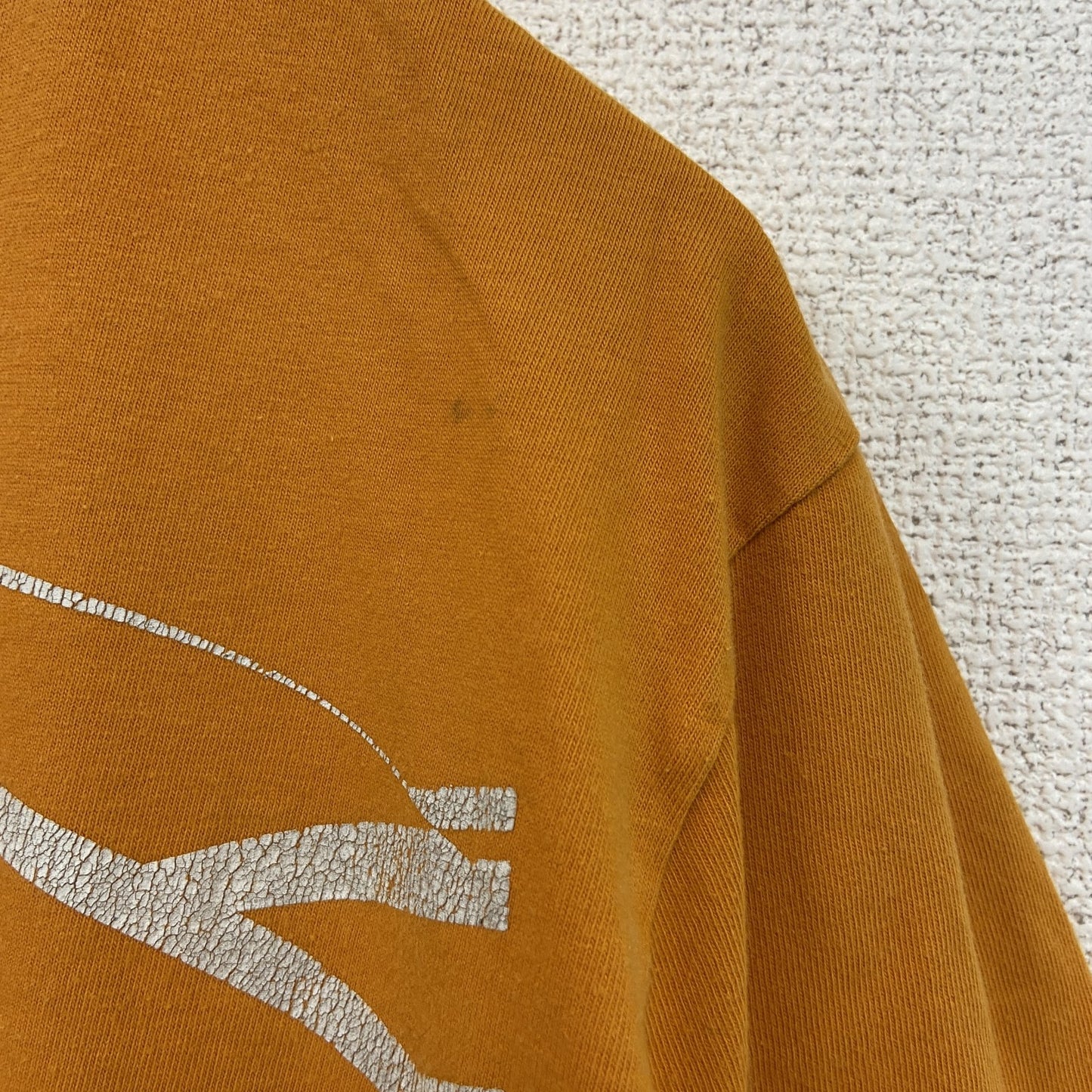 古着 used　Fox Raching　半袖プリントTシャツ　メキシコ製　カジュアルデザイン　オレンジ　クルーネック　Mサイズ