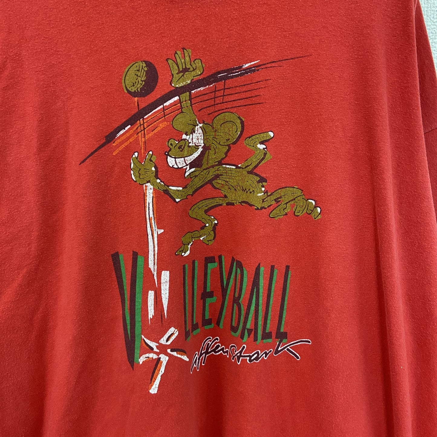 古着 used　Hanes ヘインズ　長袖プリントTシャツ　カジュアルデザイン　赤　レッド　クルーネック　レトロ　XXLサイズ