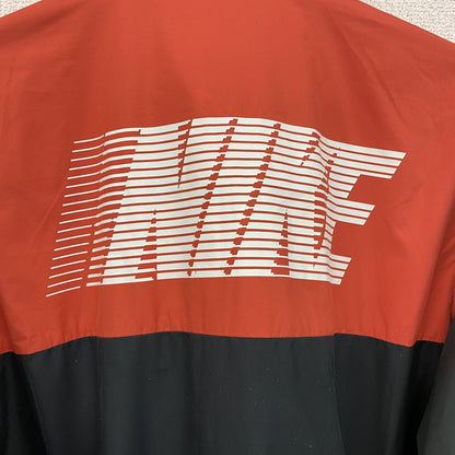 NIKE　ナイキ　トラックジャケット/ジャージ　デカロゴ　ブラック　グレー　レッド　XLサイズ