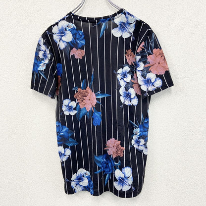 古着 used　FSBN　半袖総柄プリントTシャツ　花柄　カジュアルデザイン　黒　個性的　レトロ　クルーネック　Sサイズ